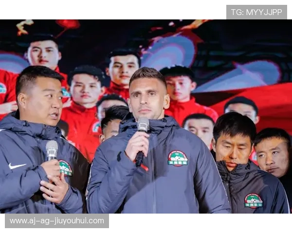 围绕河南足球替补队长描绘团队逆境突围成长故事蓝图激励未来之路